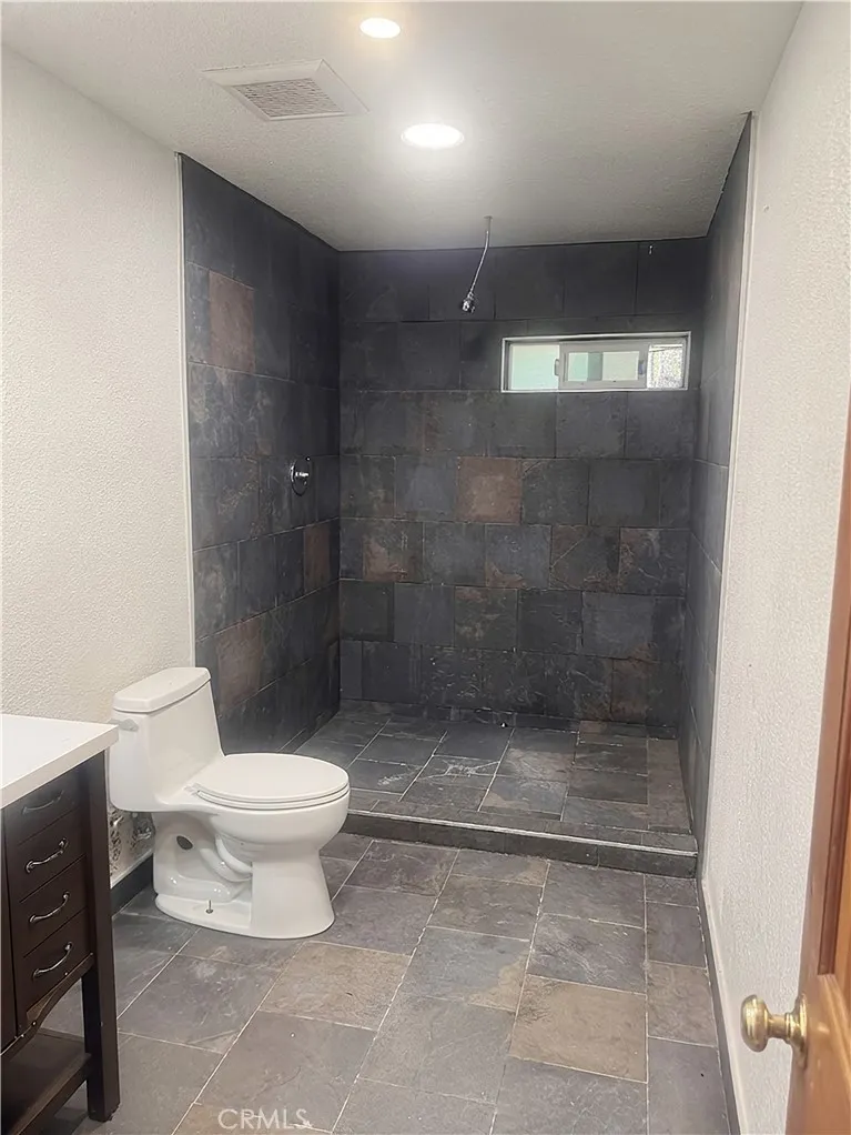 16801 Sendero Del Charro Riverside, CA 92504