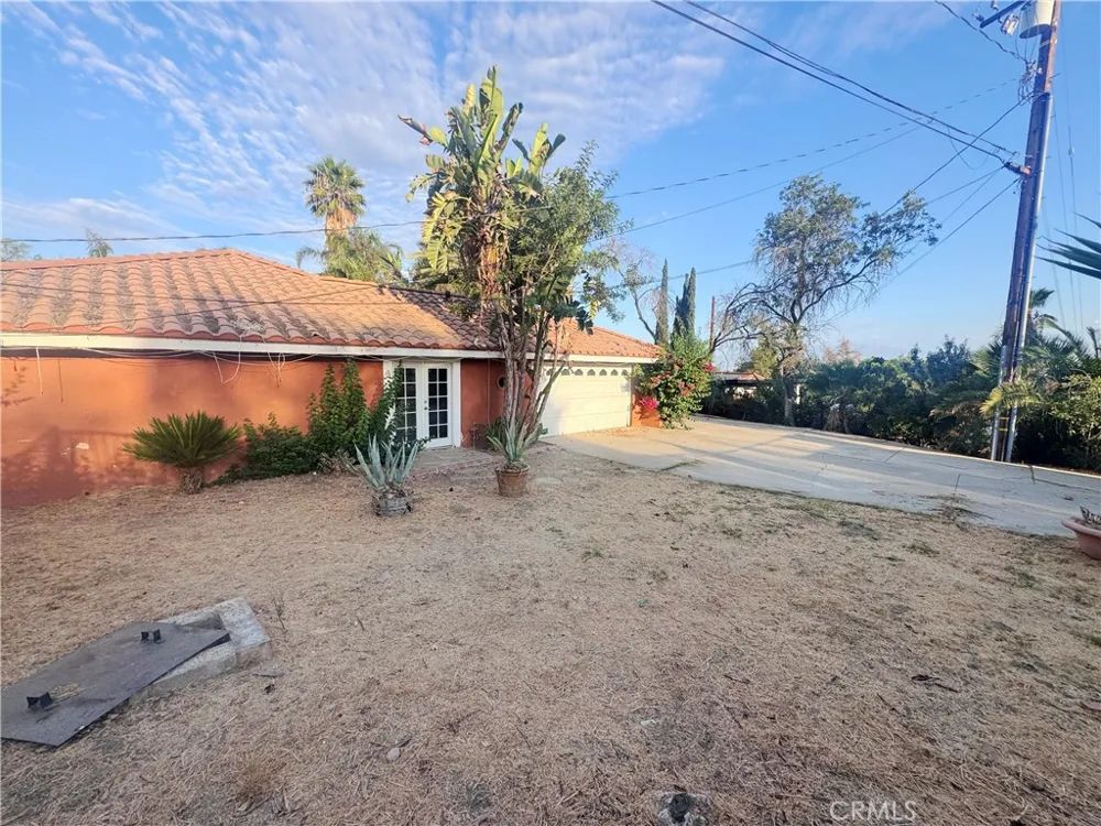 16801 Sendero Del Charro Riverside, CA 92504