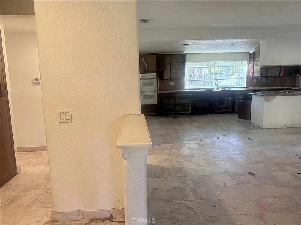16801 Sendero Del Charro Riverside, CA 92504