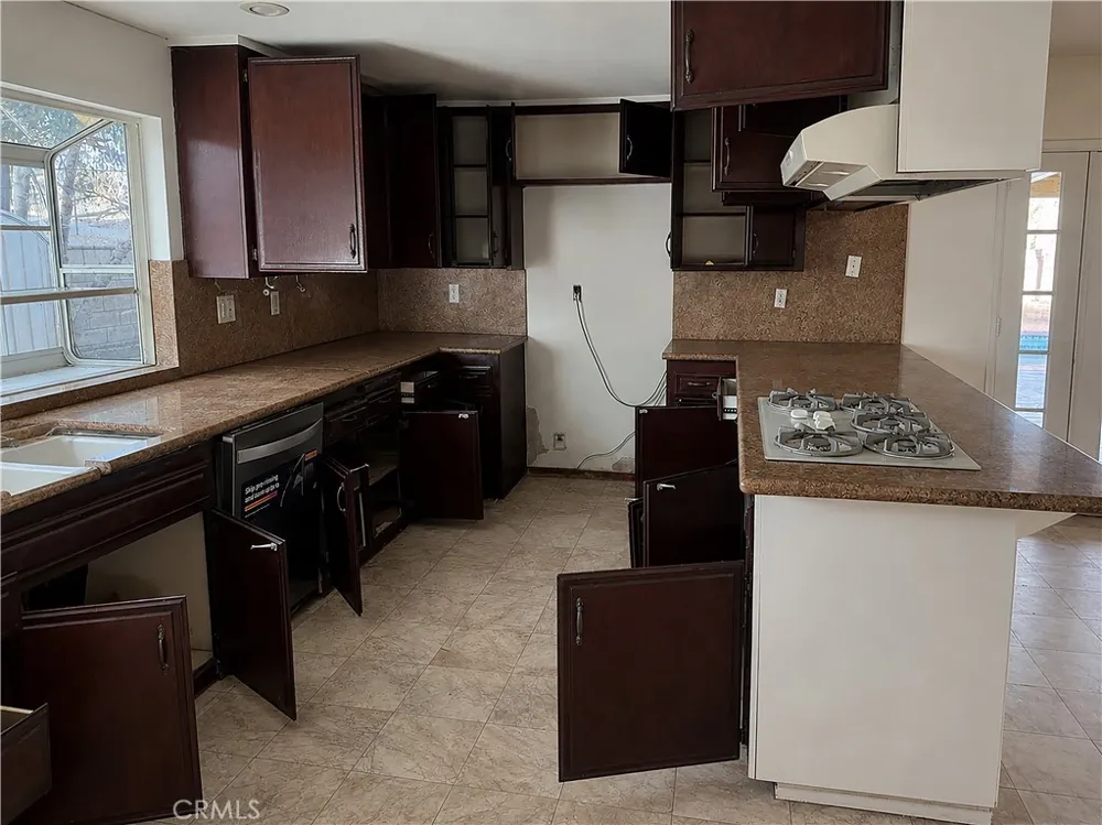 16801 Sendero Del Charro Riverside, CA 92504