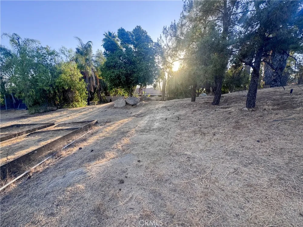 16801 Sendero Del Charro Riverside, CA 92504