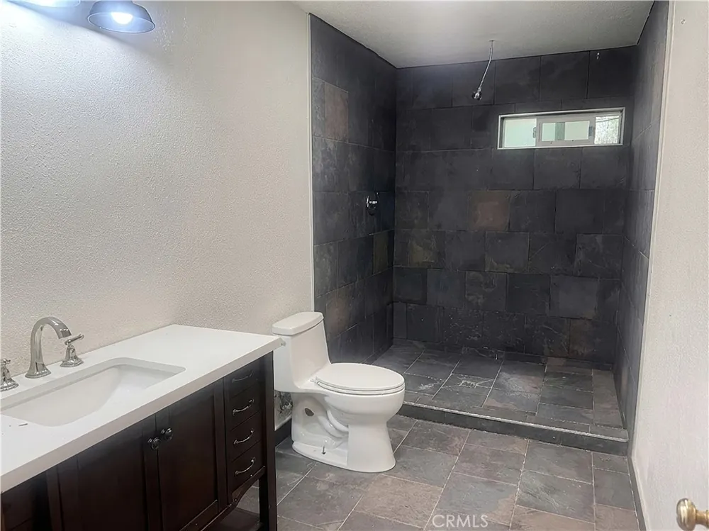 16801 Sendero Del Charro Riverside, CA 92504
