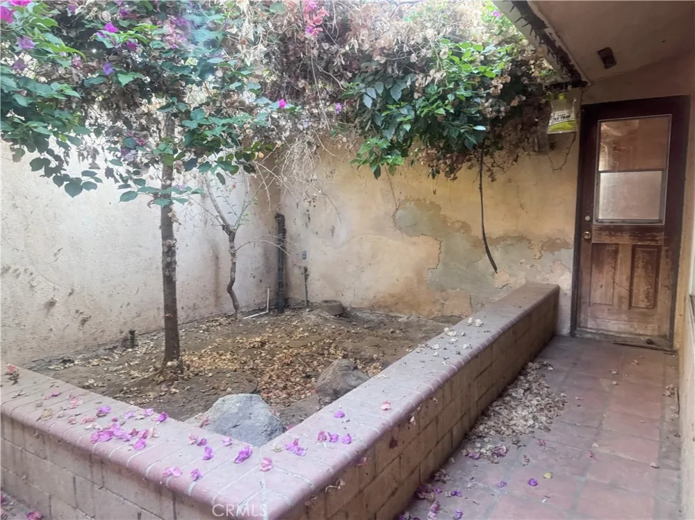 16801 Sendero Del Charro Riverside, CA 92504