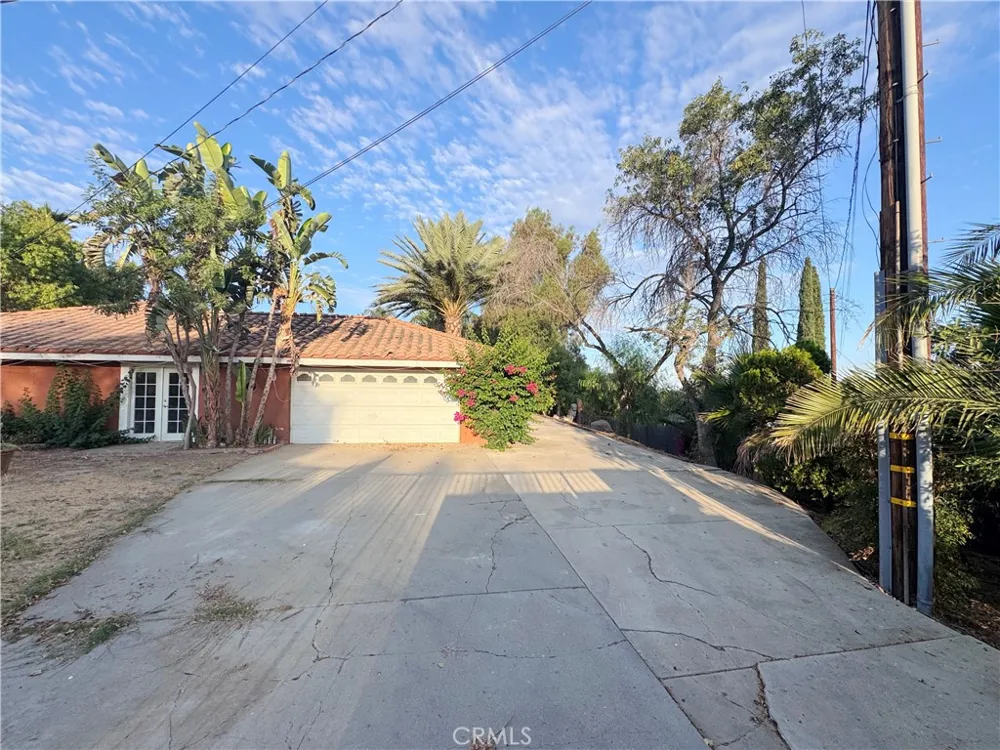 16801 Sendero Del Charro Riverside, CA 92504