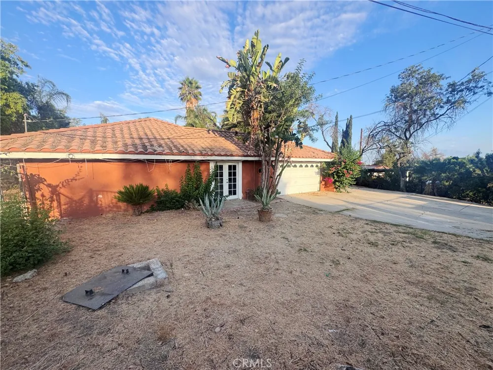16801 Sendero Del Charro Riverside, CA 92504