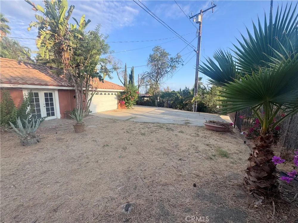 16801 Sendero Del Charro Riverside, CA 92504