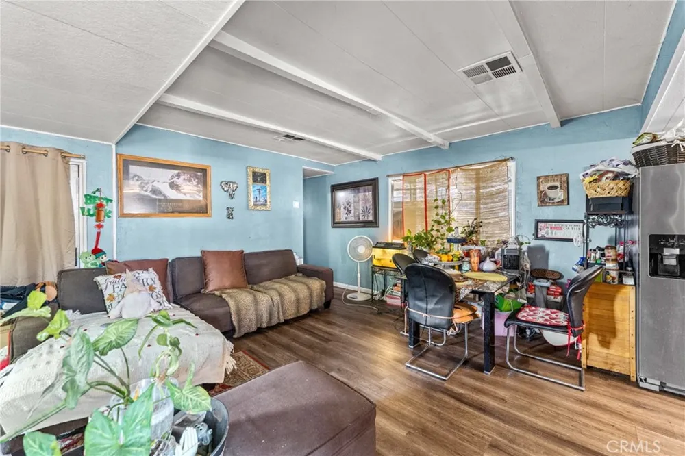 20683 Waalew Road #B49 Apple Valley, CA 92307