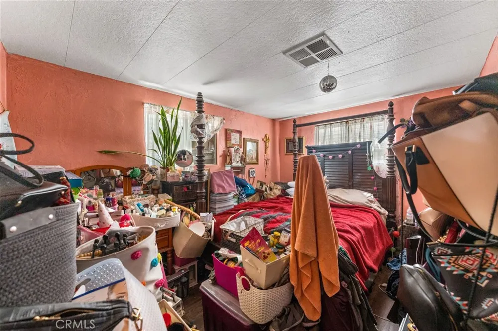 20683 Waalew Road #B49 Apple Valley, CA 92307