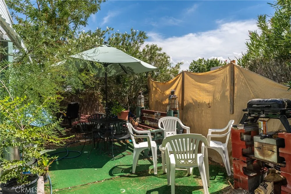 20683 Waalew Road #B49 Apple Valley, CA 92307