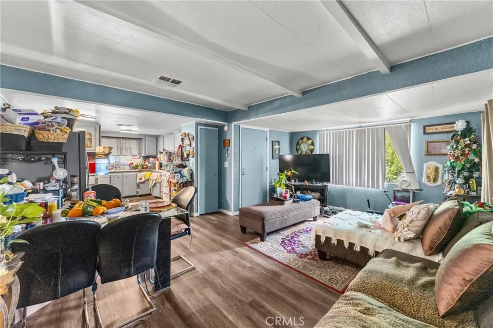 20683 Waalew Road #B49 Apple Valley, CA 92307