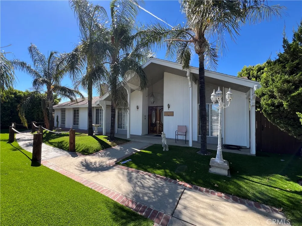 13747 Polk Street Sylmar, CA 91342