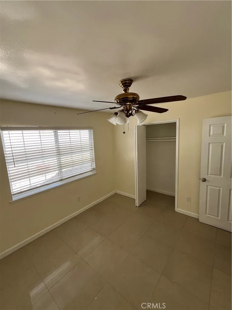 13747 Polk Street Sylmar, CA 91342