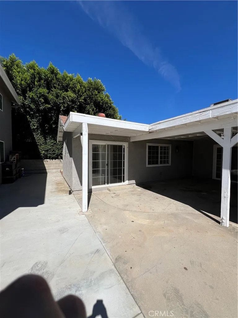13747 Polk Street Sylmar, CA 91342