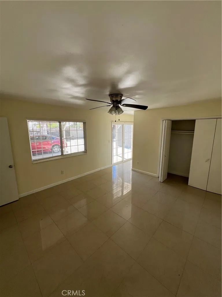 13747 Polk Street Sylmar, CA 91342