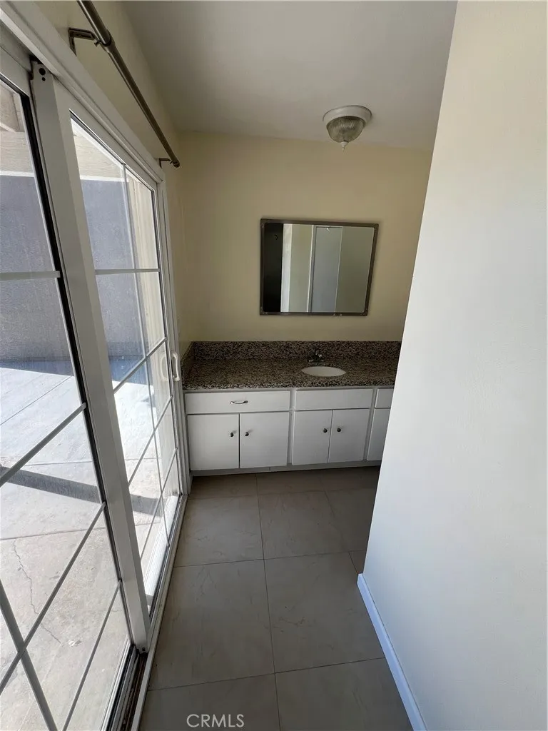 13747 Polk Street Sylmar, CA 91342
