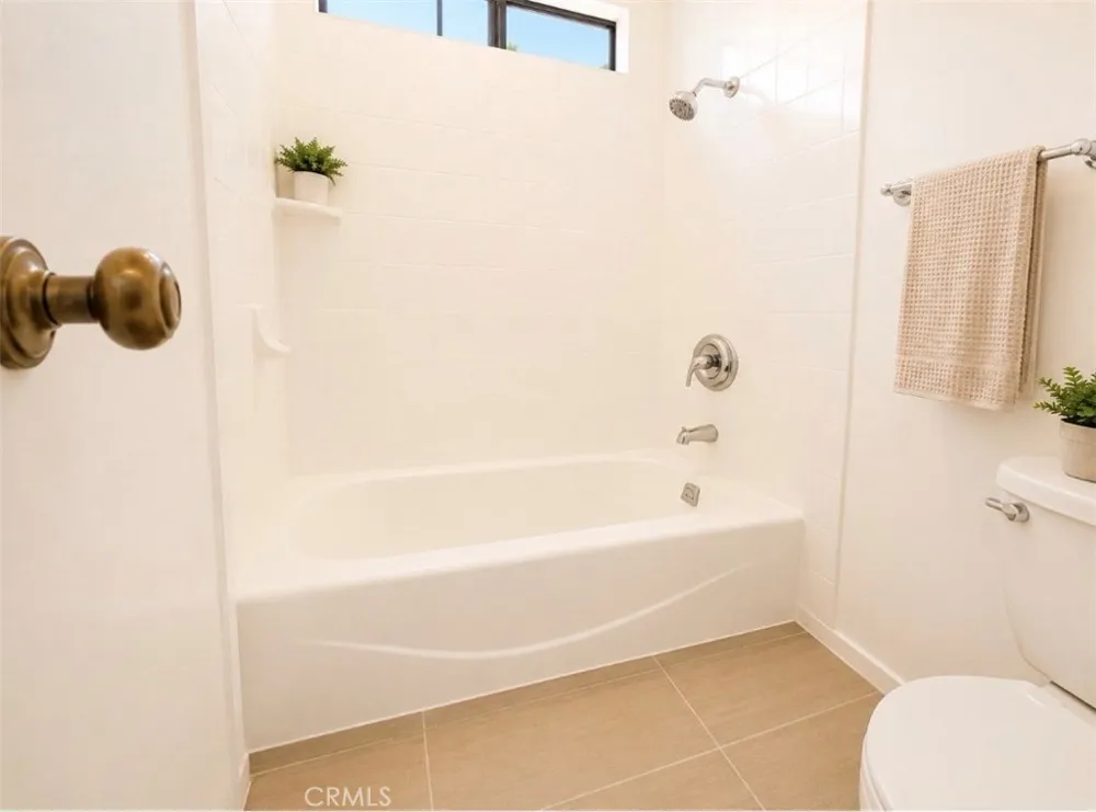 5034 Templeton El Sereno, CA 90032