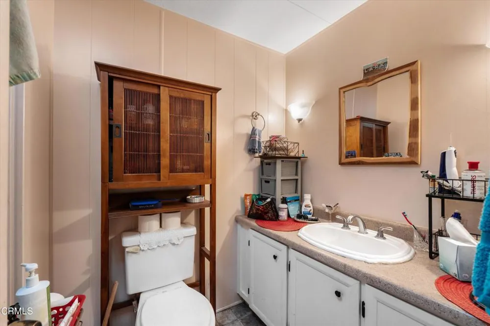 10 Wisteria Way Ventura, CA 93004