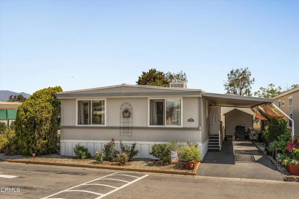 10 Wisteria Way Ventura, CA 93004