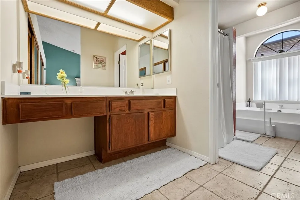 4100 E Avenue Q11 Palmdale, CA 93552