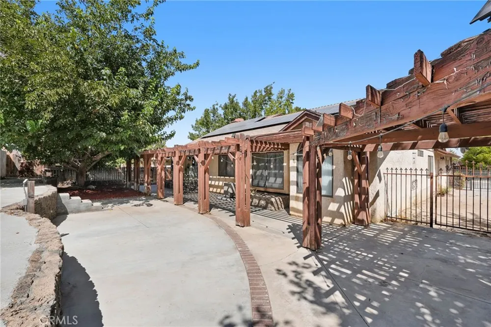 4100 E Avenue Q11 Palmdale, CA 93552