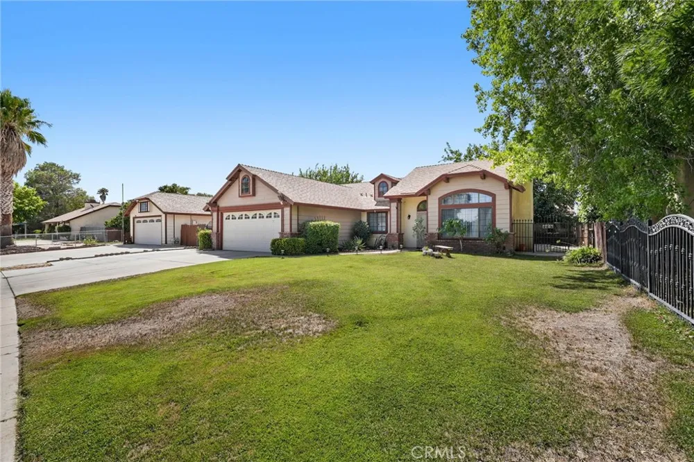 4100 E Avenue Q11 Palmdale, CA 93552