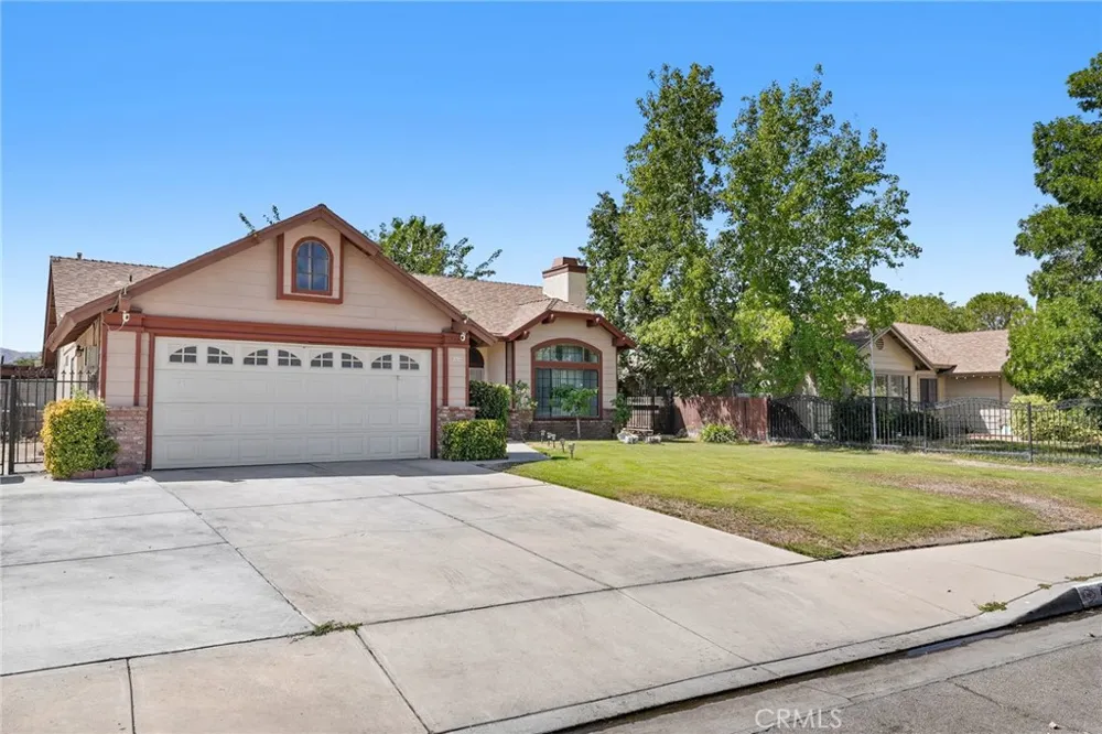 4100 E Avenue Q11 Palmdale, CA 93552