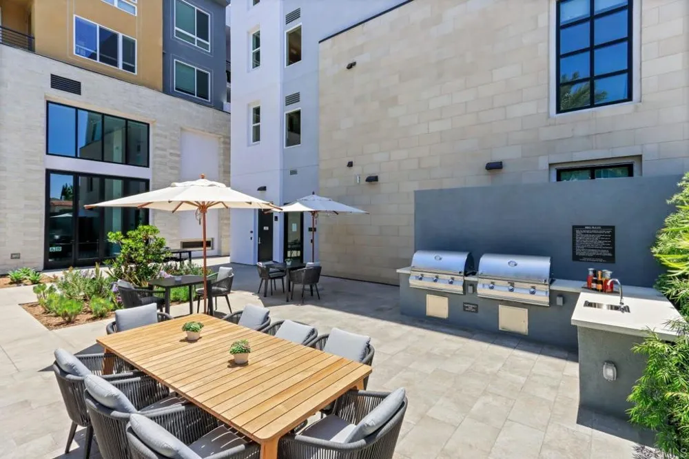 4949 Baltimore Drive #103 La Mesa, CA 91942