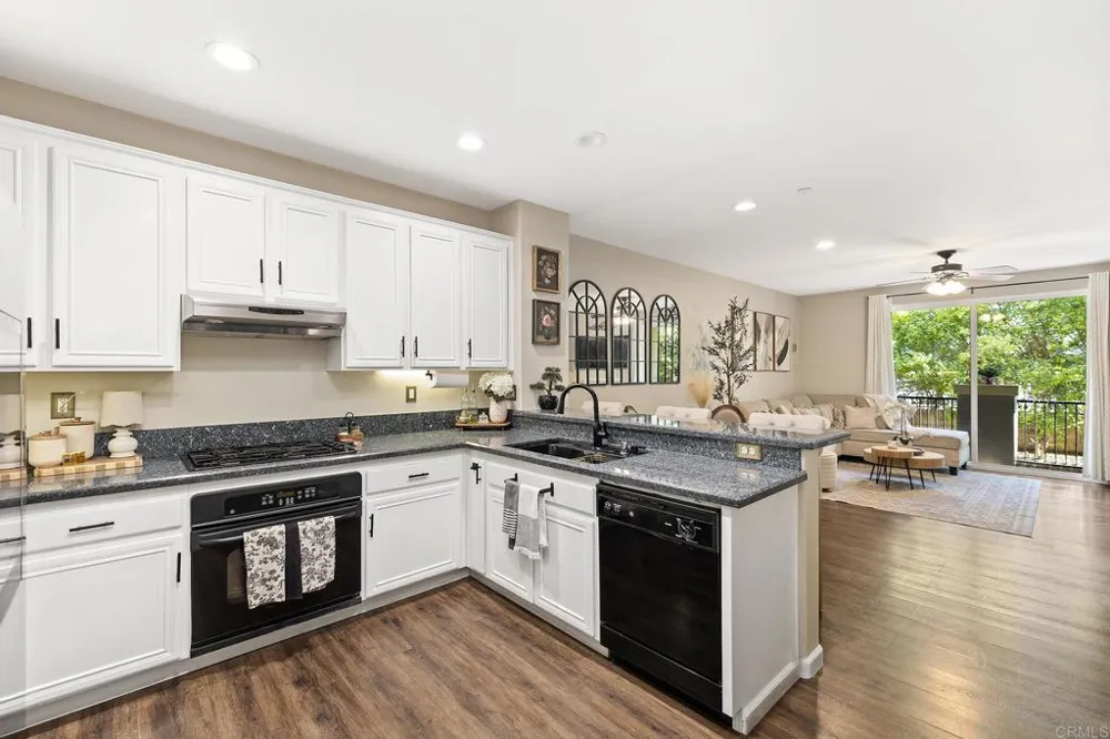 141 Via Montisi Santee, CA 92071