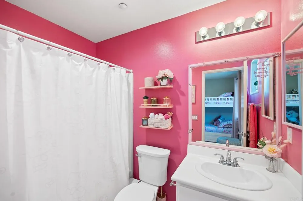 141 Via Montisi Santee, CA 92071