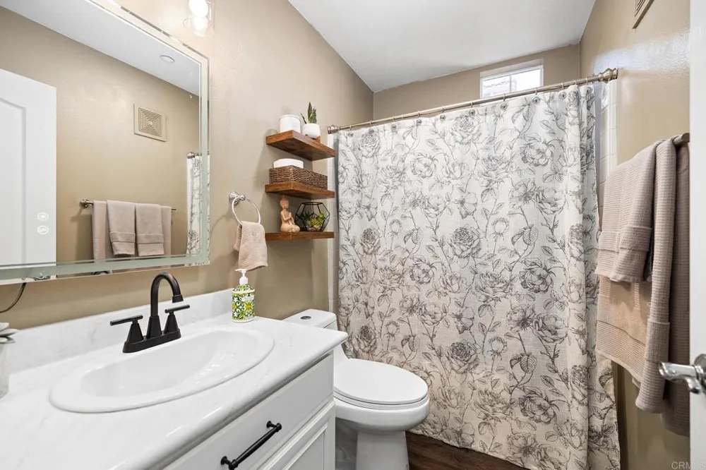 141 Via Montisi Santee, CA 92071