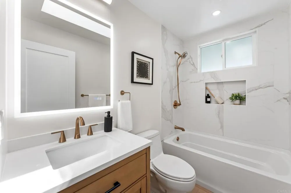 3473 Don Ortega Drive Carlsbad, CA 92010