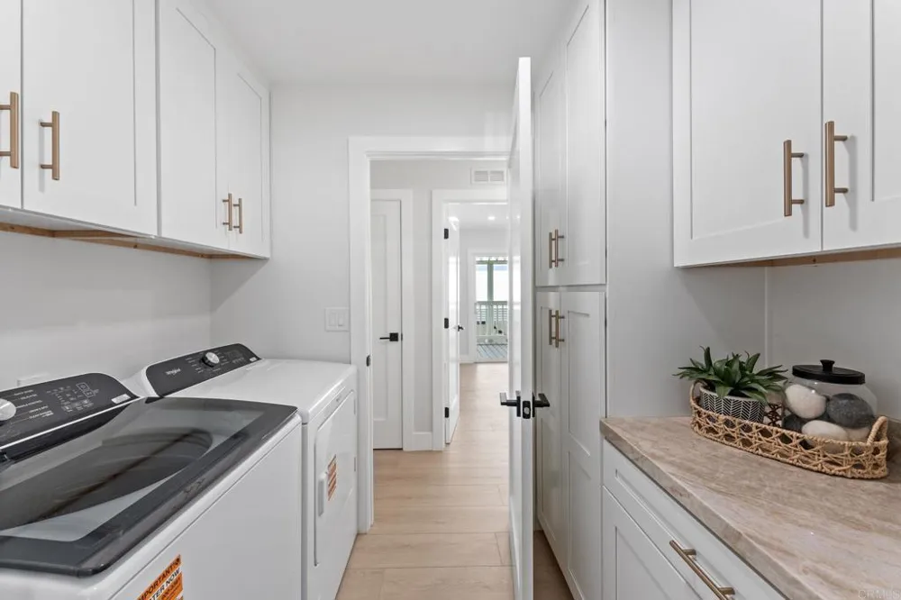 3473 Don Ortega Drive Carlsbad, CA 92010