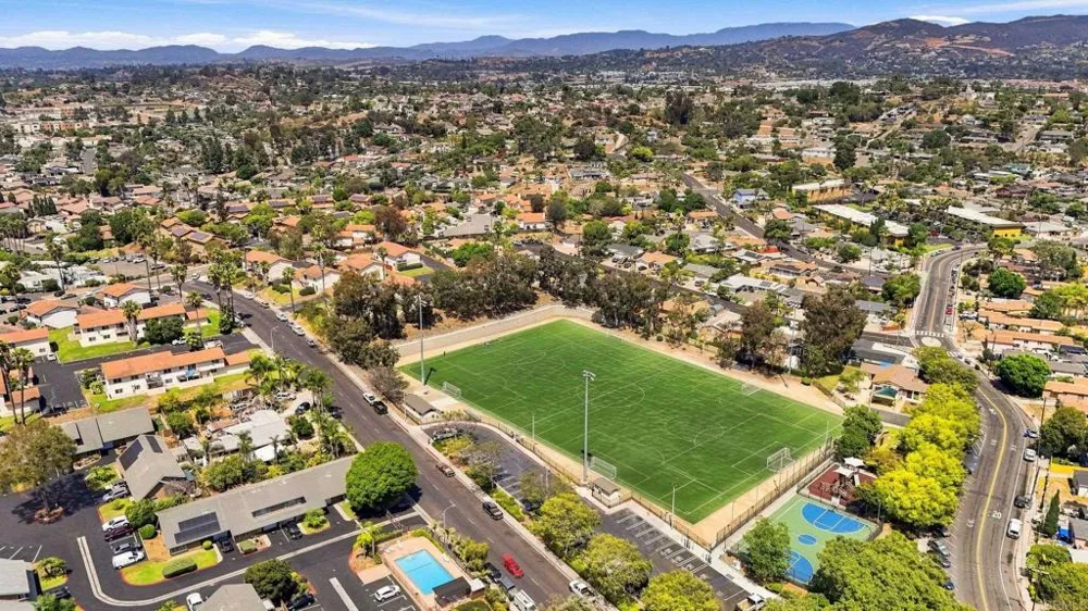 361 E Indian Rock Road Vista, CA 92084