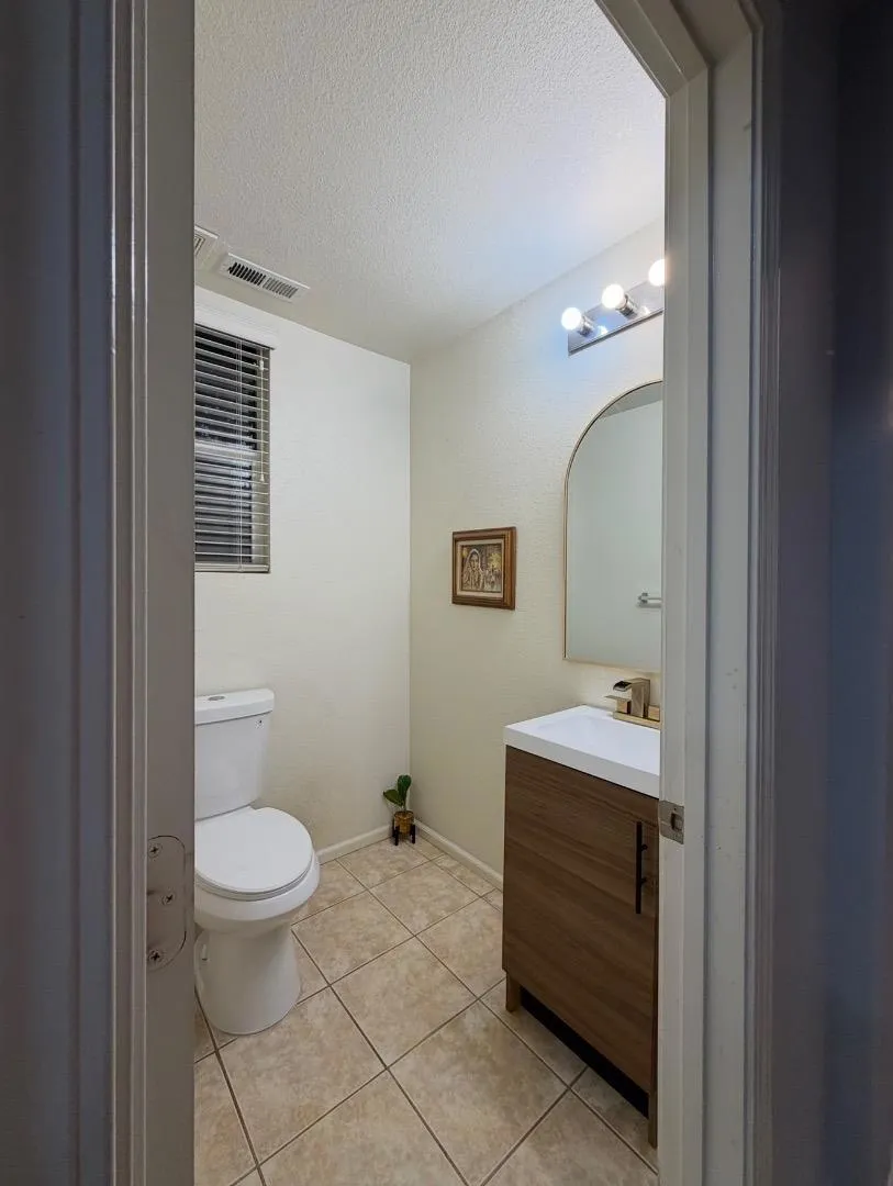 7222 Shannon Park Court South San Francisco, CA 94080