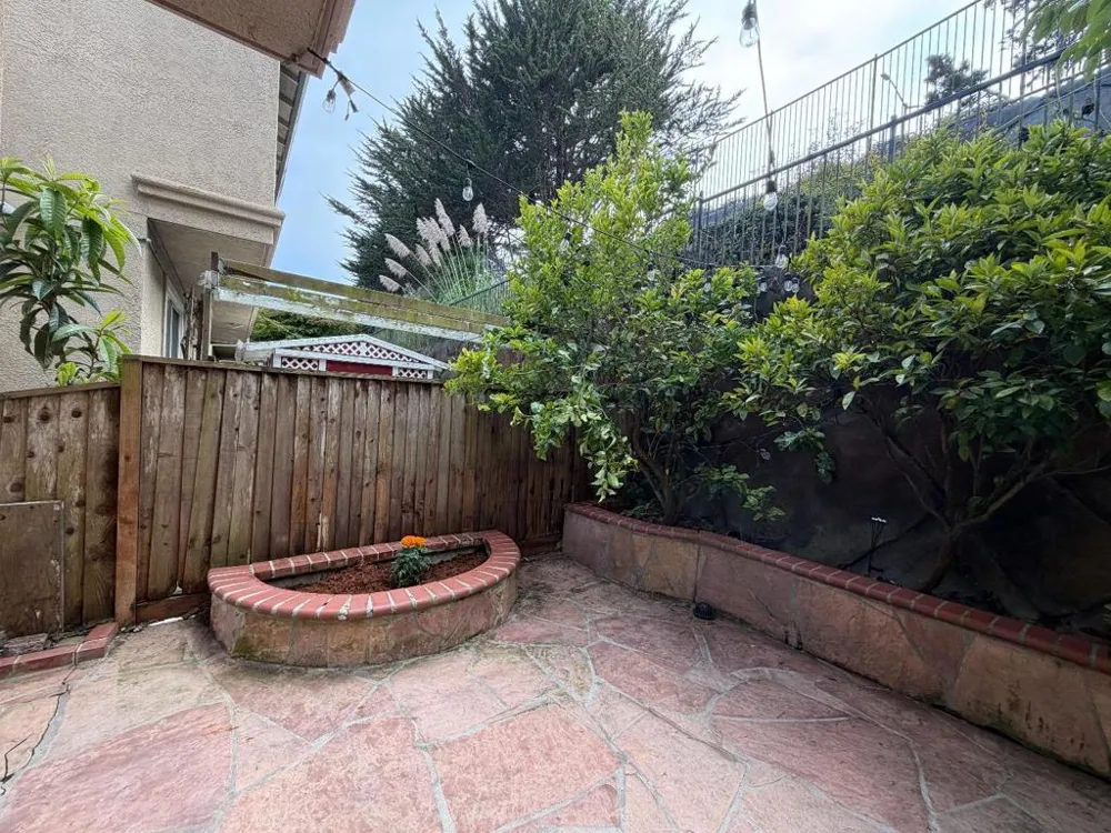7222 Shannon Park Court South San Francisco, CA 94080