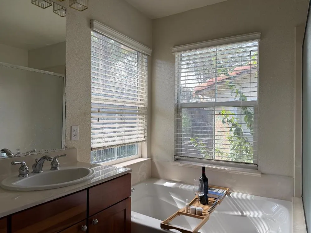7222 Shannon Park Court South San Francisco, CA 94080
