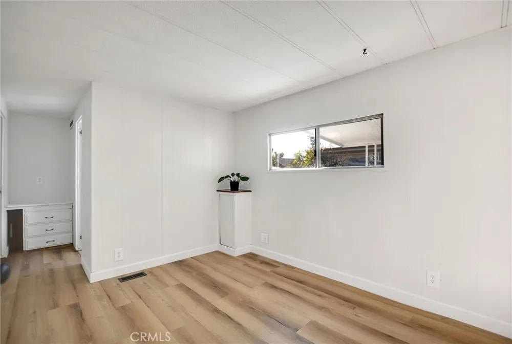 840 Foothill Boulevard #27 Azusa, CA 91702