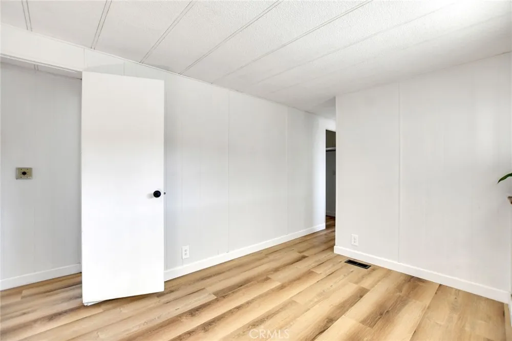 840 Foothill Boulevard #27 Azusa, CA 91702