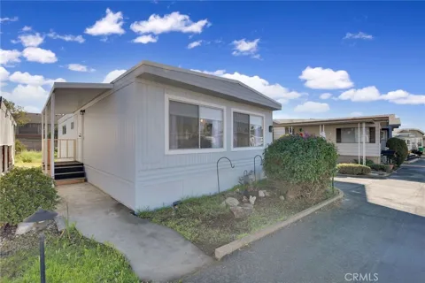 840 Foothill Boulevard #27