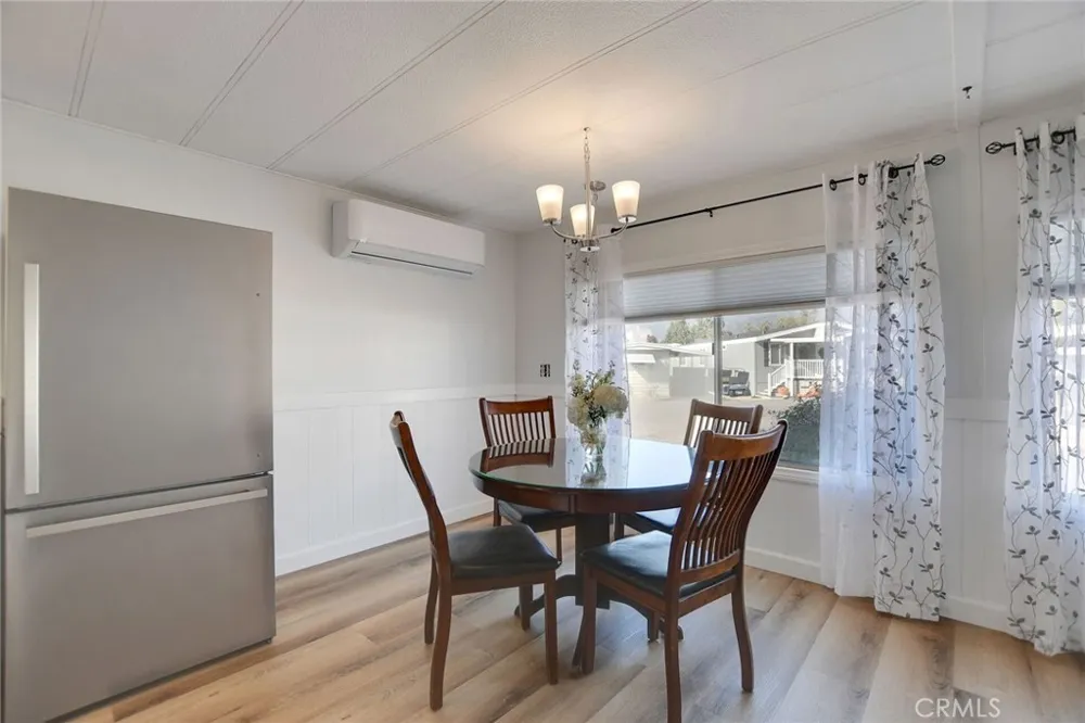 840 Foothill Boulevard #27 Azusa, CA 91702