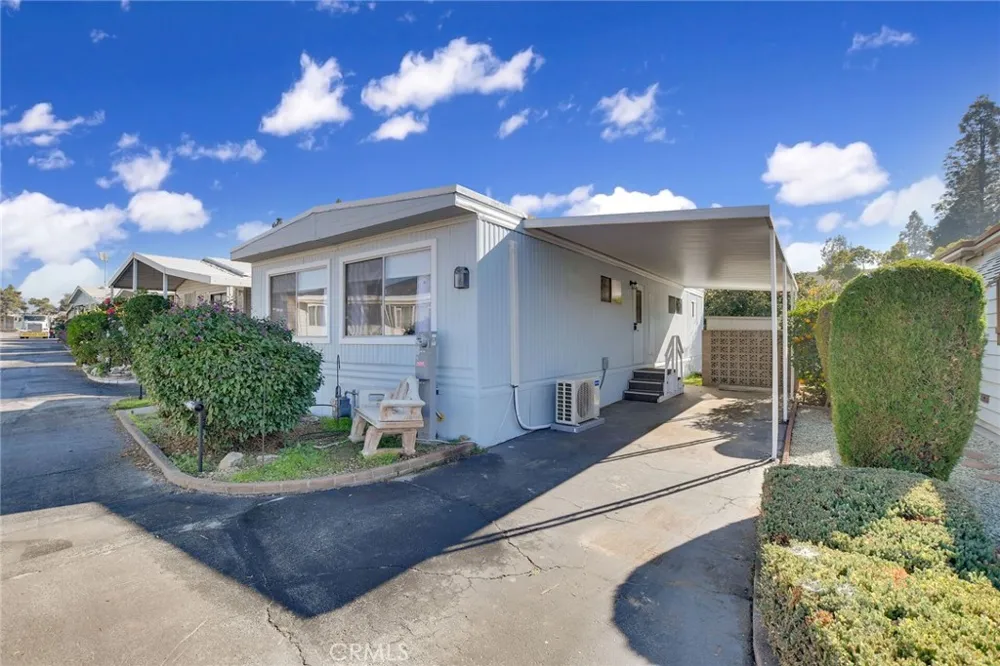 840 Foothill Boulevard #27 Azusa, CA 91702