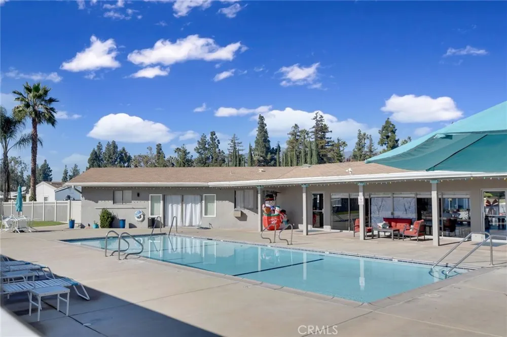 840 Foothill Boulevard #27 Azusa, CA 91702