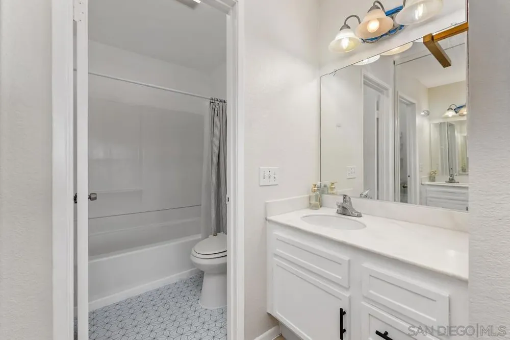 8444 New Salem St #14 San Diego, CA 92126