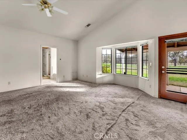 2132 Hope Lane Redding, CA 96003