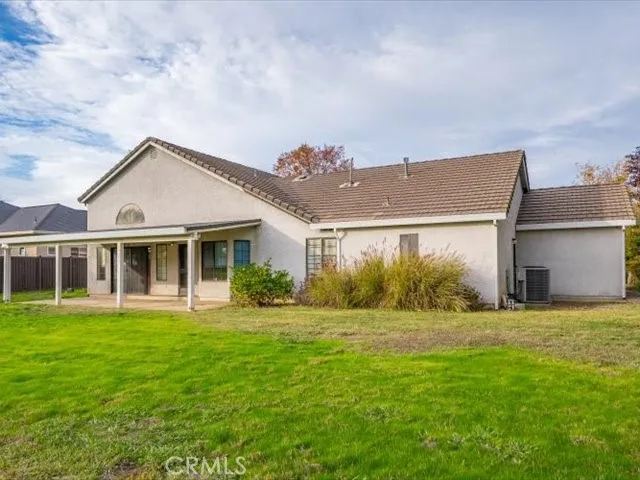 2132 Hope Lane Redding, CA 96003