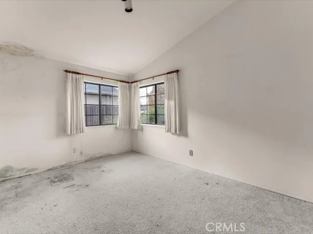 2132 Hope Lane Redding, CA 96003