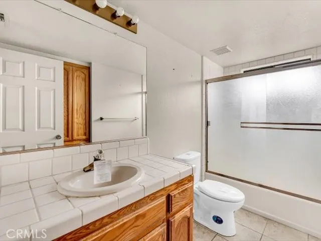2132 Hope Lane Redding, CA 96003