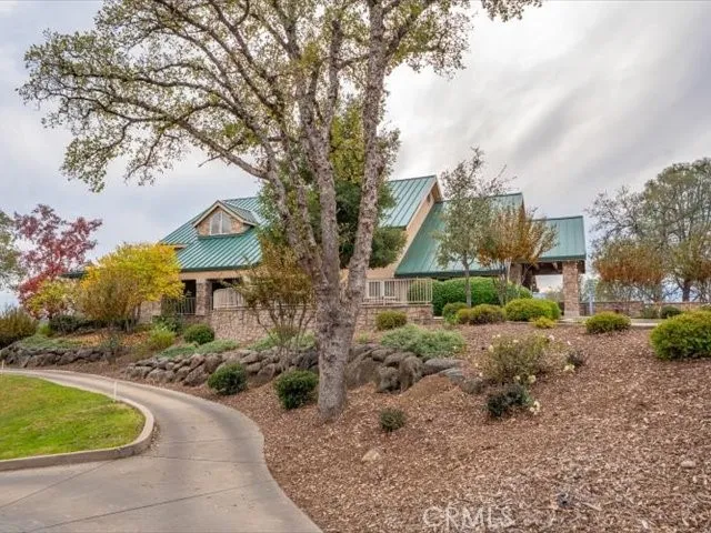 2132 Hope Lane Redding, CA 96003