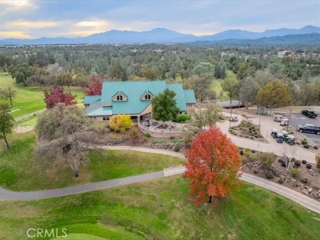 2132 Hope Lane Redding, CA 96003