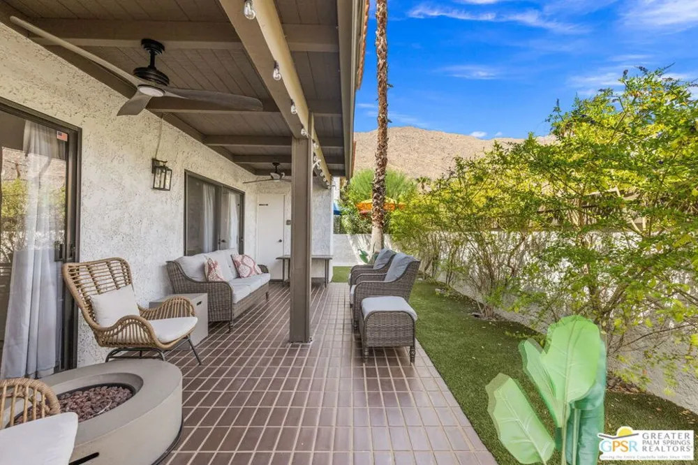 2230 S Palm Canyon Drive #6 Palm Springs, CA 92264